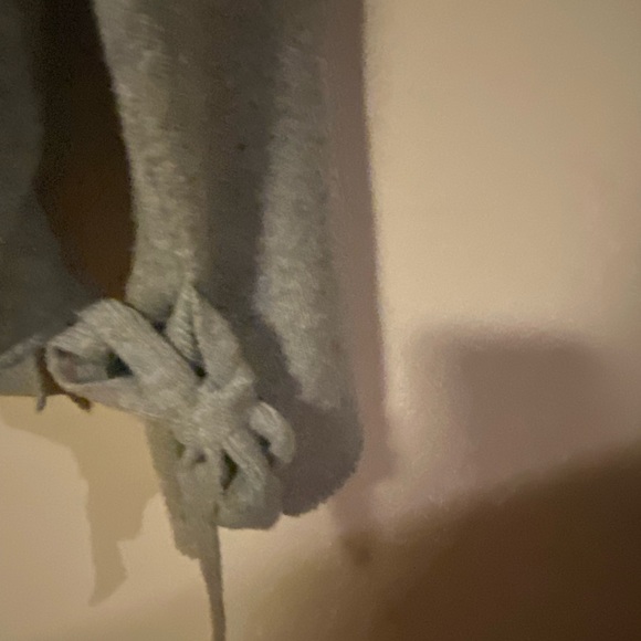 Buffalo Gray Sweater - Picture 4 of 6